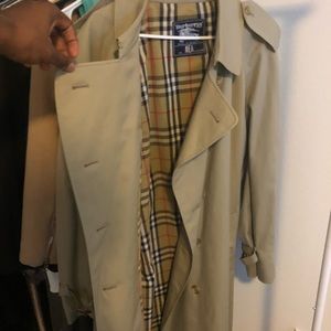 Burberry Trenchcoat